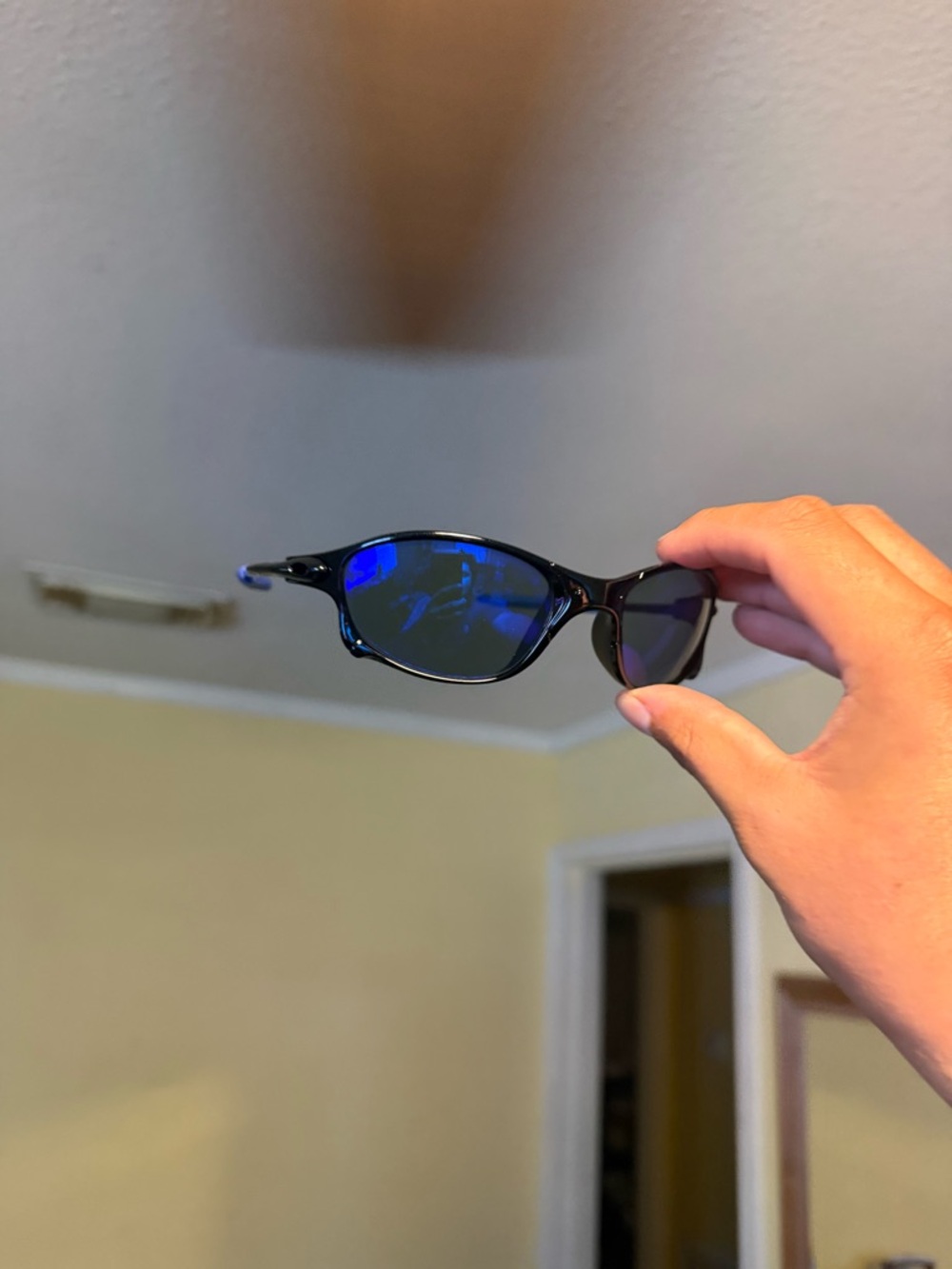 Black Frame Sunglasses with Blue Mirrored Lenses Oakley Oakleys